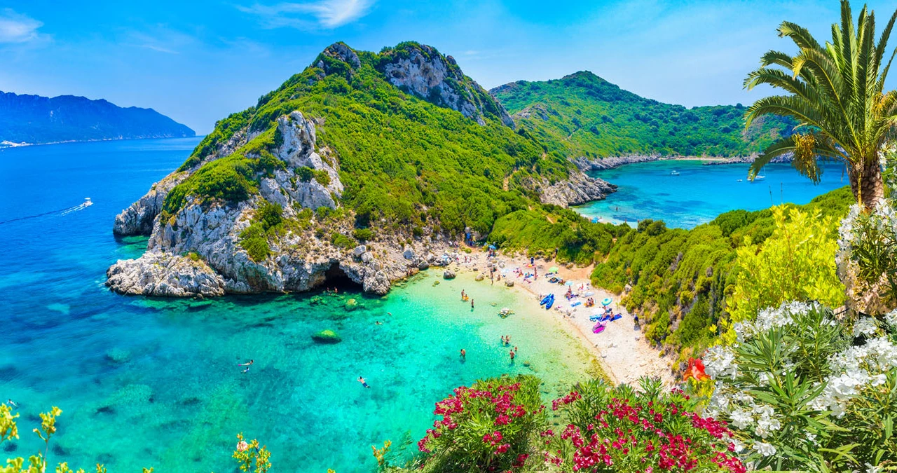 Porto Timoni Beach: Korfus verstecktes Doppelparadies