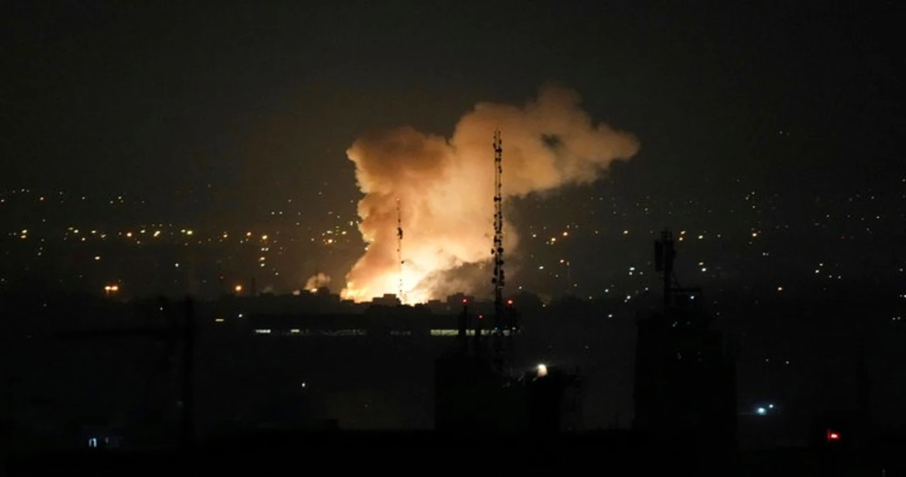 Iran-Israel-Nachrichten: Ein tiefer Einblick in Spannungen, Allianzen und Treibsand 2 explosion tehran iran 100 v gseapremiumxl 1