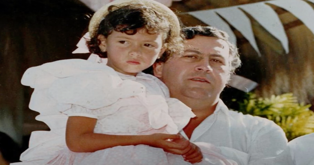 manuela and pablo escobar 1